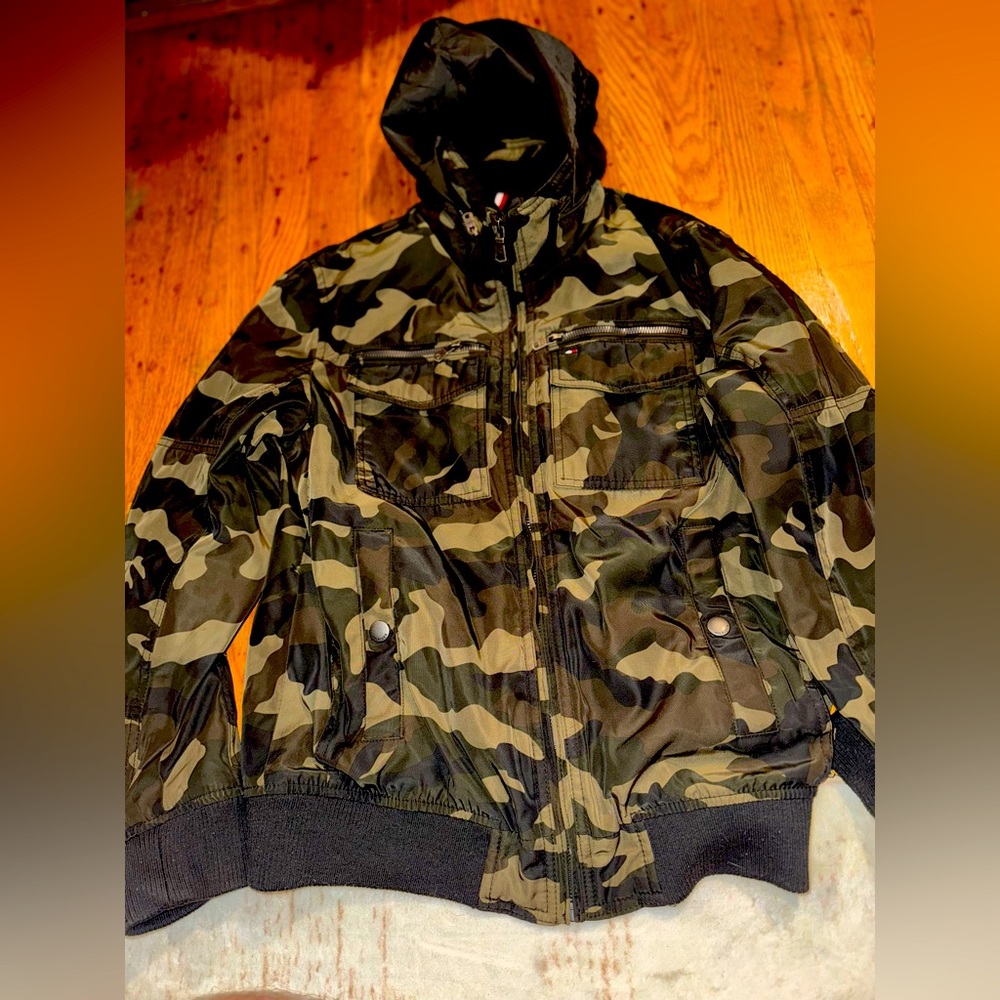 Tommy Hilfiger Camo Bomber jacket